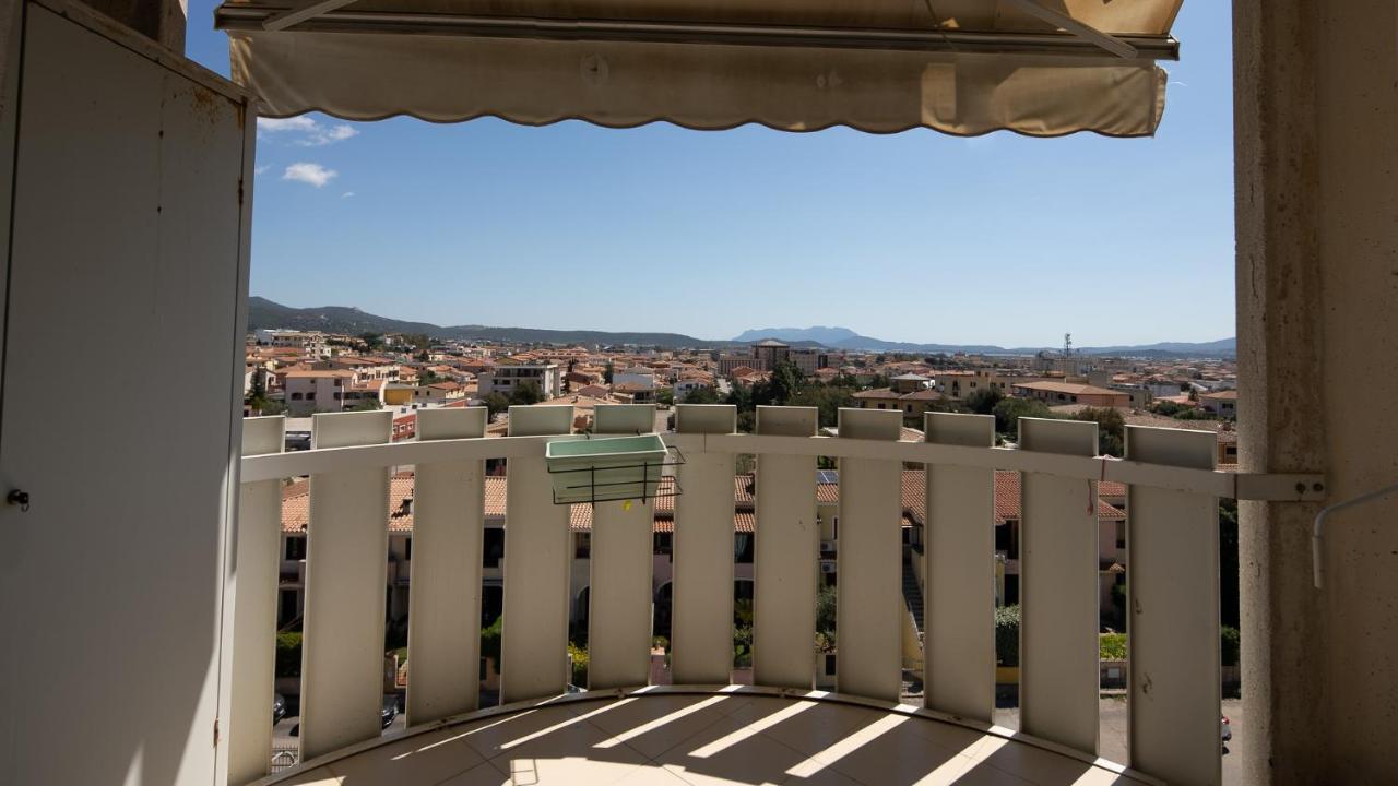올비아 Welcomely - Alle Porte Della Costa Smeralda 아파트 외부 사진